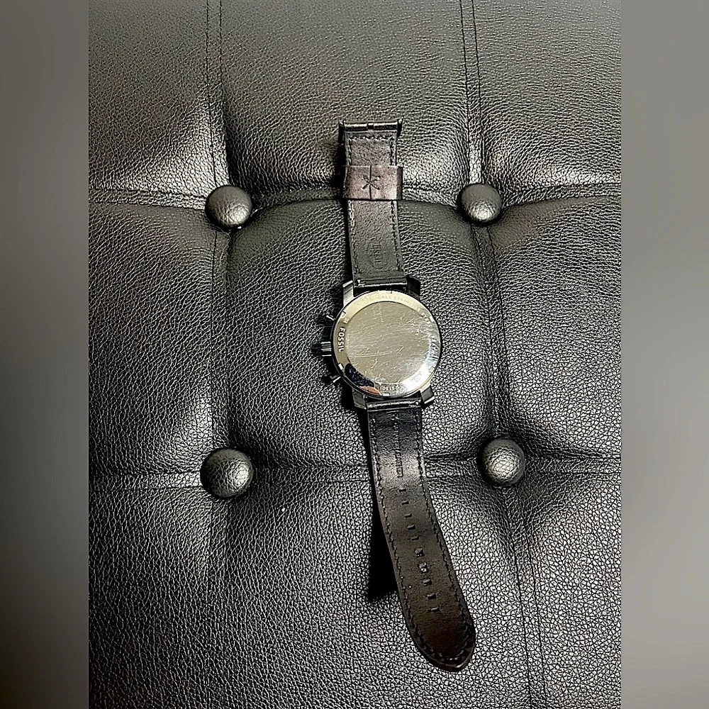 Fossil Watch - Picture 2 of 7